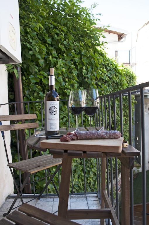 Di-Vinodormire La Morra Eksteriør billede